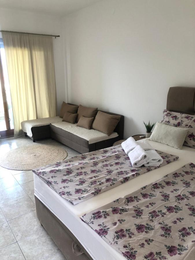 Tiza Apartments Vantacici Exterior photo